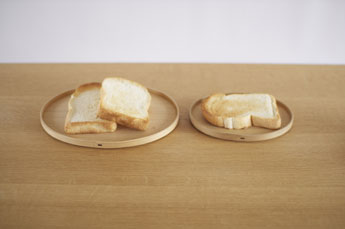 マゲワ パン皿（材：秋田杉）：おすすめ「森」製品 Index：暮らしと森